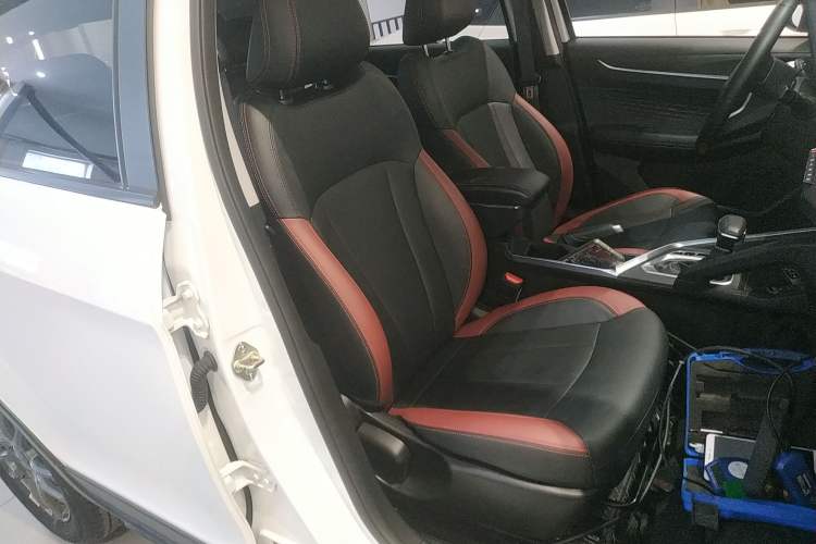 Used Geely Auto Vision X3 2021 PRO 1.5L CVT Deluxe Model Right Front Seat