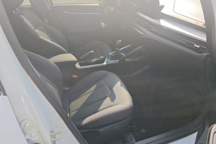 Used Geely Auto Vision X3 2021 PRO 1.5L Manual Elite Model Right Front Seat