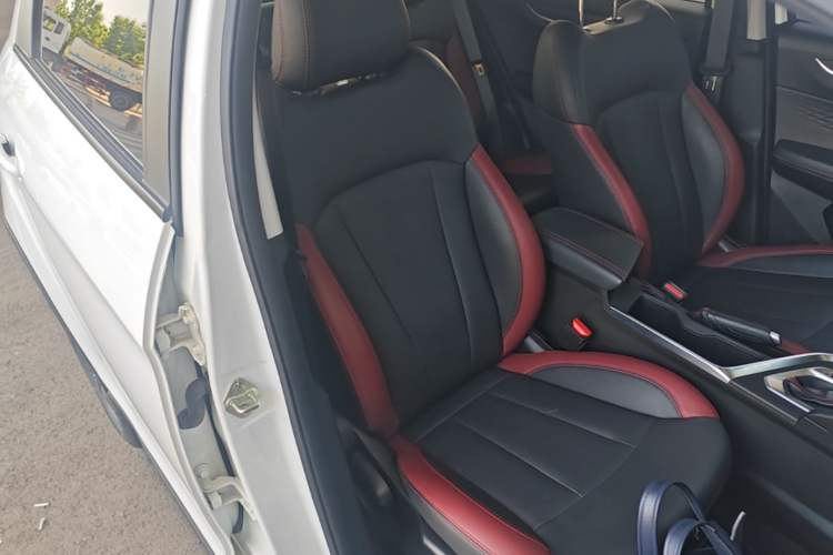Used Geely Auto Vision X3 2021 PRO 1.5L CVT Deluxe Model Right Front Seat