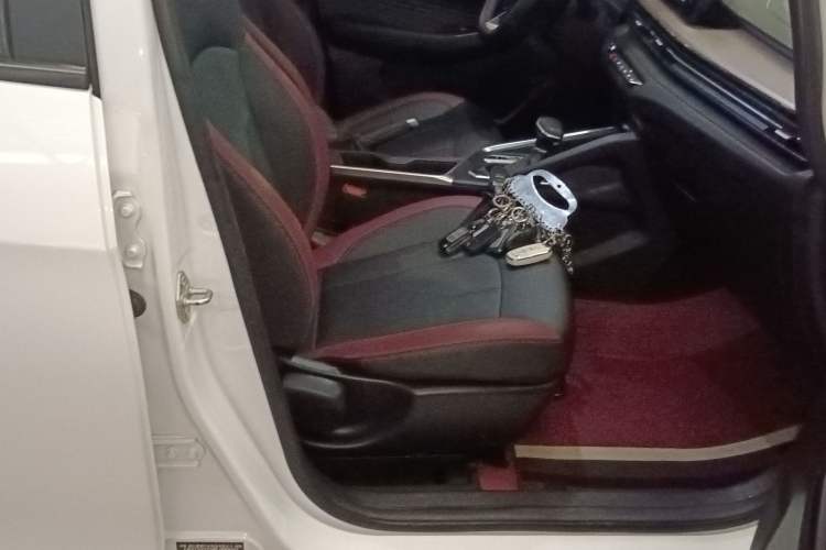 Used Geely Auto Vision X3 2021 PRO 1.5L CVT Deluxe Model Right Front Seat