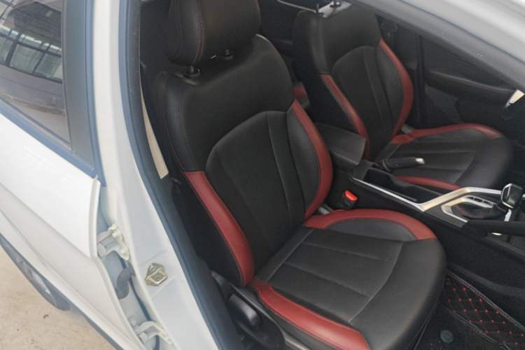 Used Geely Auto Vision X3 2021 PRO 1.5L CVT Deluxe Model Right Front Seat