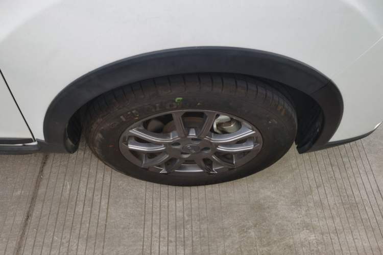 Used Geely Auto Vision X3 2021 PRO 1.5L CVT Deluxe Model Right Front Wheel Hub