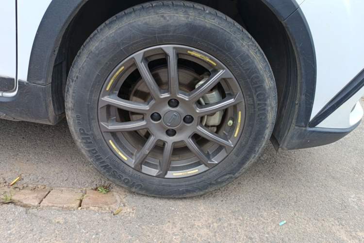 Used Geely Auto Vision X3 2021 PRO 1.5L CVT Deluxe Model Right Front Wheel Hub