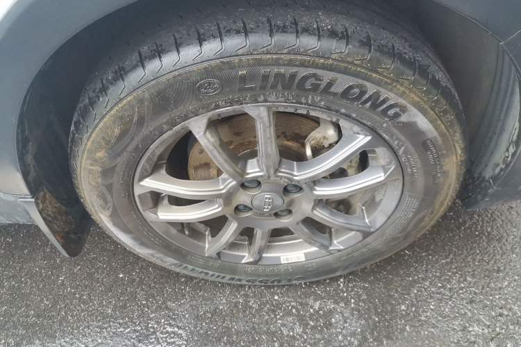 Used Geely Auto Vision X3 2021 PRO 1.5L CVT Deluxe Model Right Front Wheel Hub