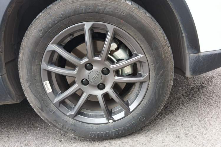 Used Geely Auto Vision X3 2021 PRO 1.5L CVT Deluxe Model Right Front Wheel Hub