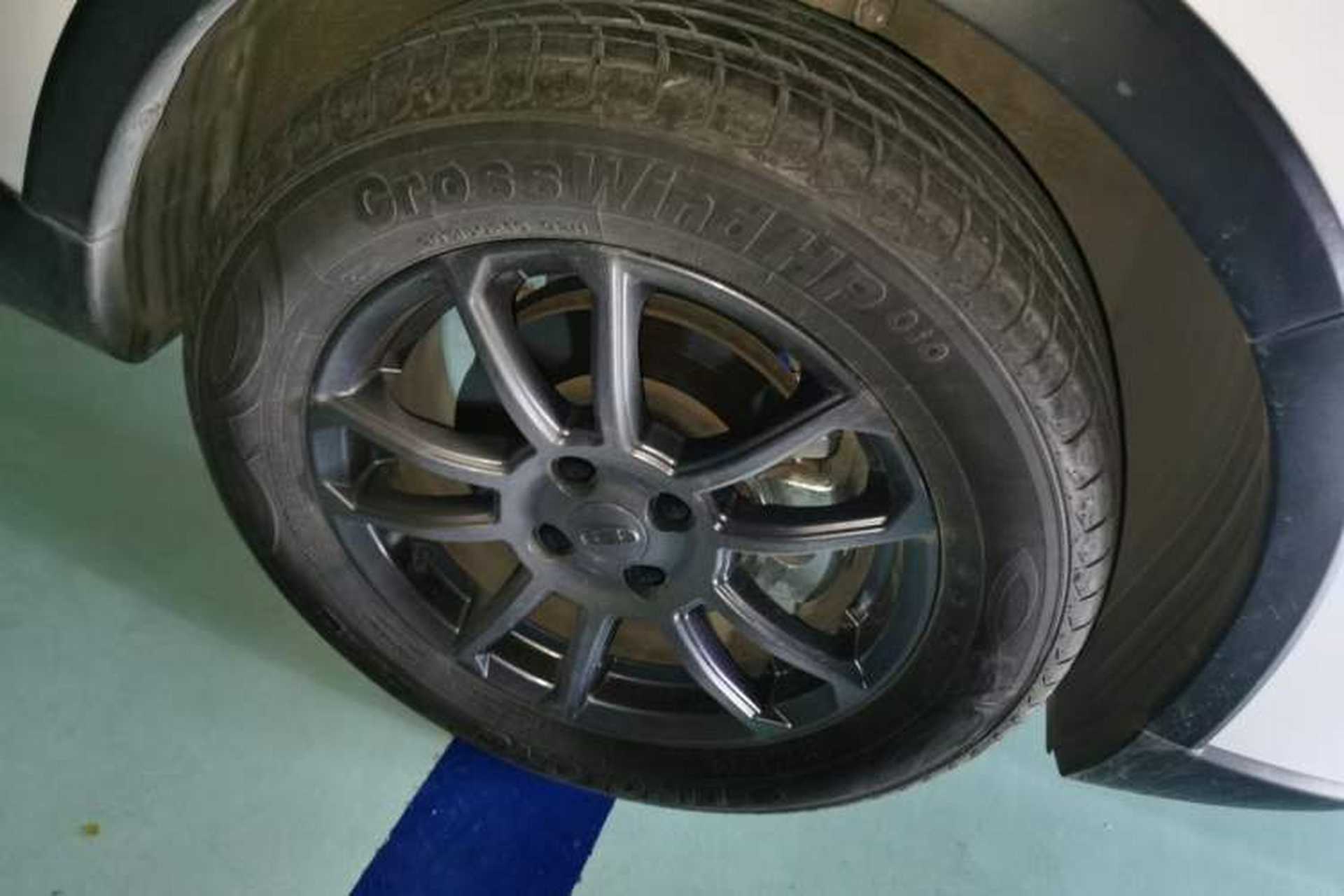 Used Geely Auto Vision X3 2021 PRO 1.5L CVT Deluxe Model Right Front Wheel Hub
