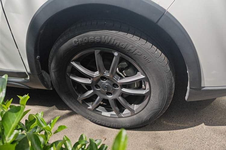 Used Geely Auto Vision X3 2021 PRO 1.5L CVT Deluxe Model Right Front Wheel Hub