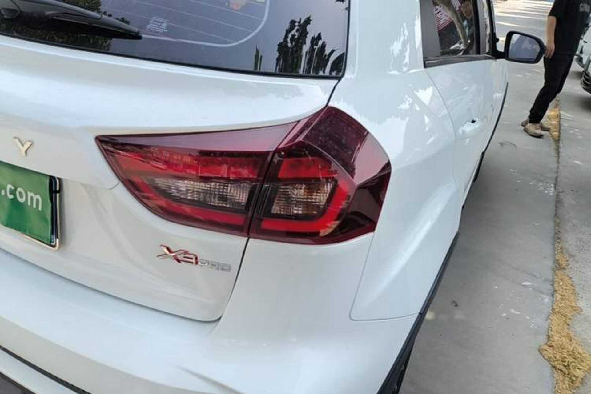 Used Geely Auto Vision X3 2021 PRO 1.5L CVT Deluxe Model Right Rear Taillight