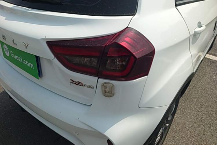 Used Geely Auto Vision X3 2021 PRO 1.5L CVT Deluxe Model Right Rear Taillight