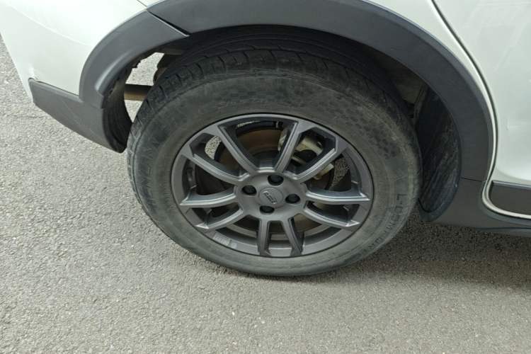 Used Geely Auto Vision X3 2021 PRO 1.5L CVT Deluxe Model Right Rear Wheel Hub