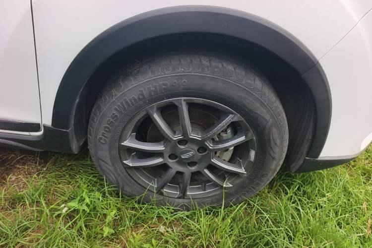 Used Geely Auto Vision X3 2021 PRO 1.5L CVT Deluxe Model Right Rear Wheel Hub