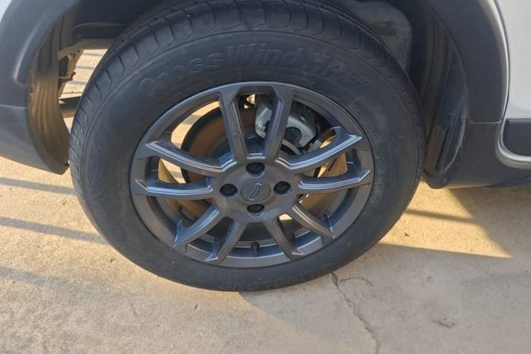 Used Geely Auto Vision X3 2021 PRO 1.5L CVT Deluxe Model Right Rear Wheel Hub