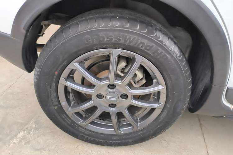 Used Geely Auto Vision X3 2021 PRO 1.5L CVT Deluxe Model Right Rear Wheel Hub