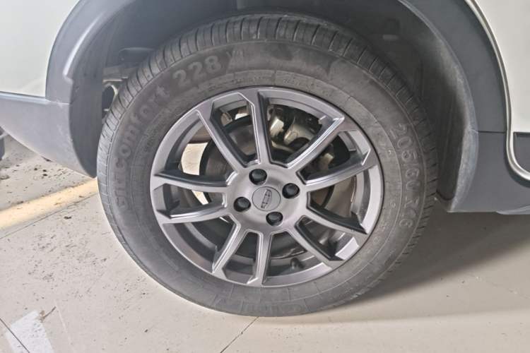 Used Geely Auto Vision X3 2021 PRO 1.5L CVT Deluxe Model Right Rear Wheel Hub