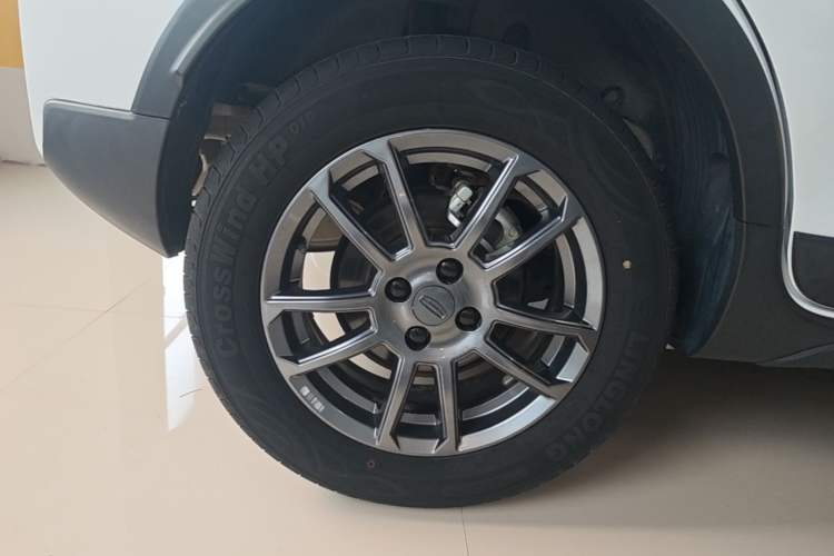 Used Geely Auto Vision X3 2021 PRO 1.5L CVT Deluxe Model Right Rear Wheel Hub