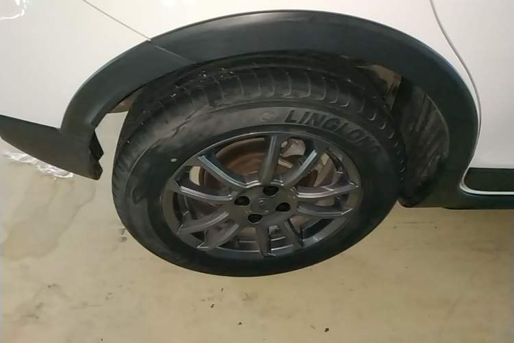 Used Geely Auto Vision X3 2021 PRO 1.5L CVT Deluxe Model Right Rear Wheel Hub
