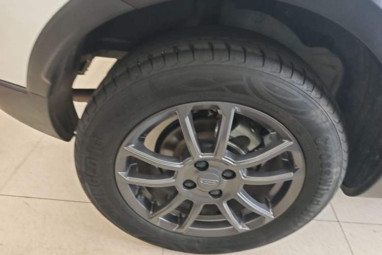 Used Geely Auto Vision X3 2021 PRO 1.5L CVT Deluxe Model Right Rear Wheel Hub