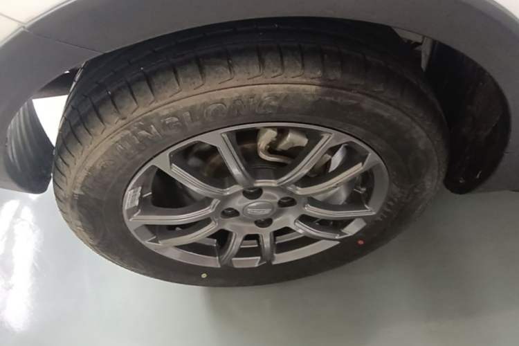 Used Geely Auto Vision X3 2021 PRO 1.5L CVT Deluxe Model Right Rear Wheel Hub