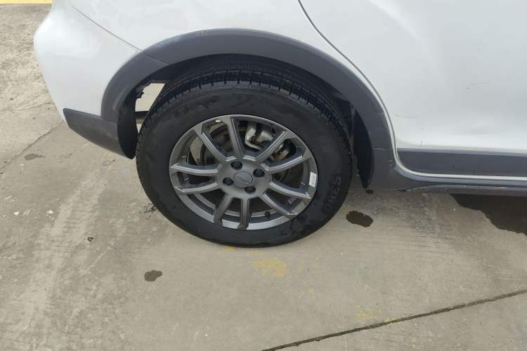 Used Geely Auto Vision X3 2021 PRO 1.5L CVT Deluxe Model Right Rear Wheel Hub