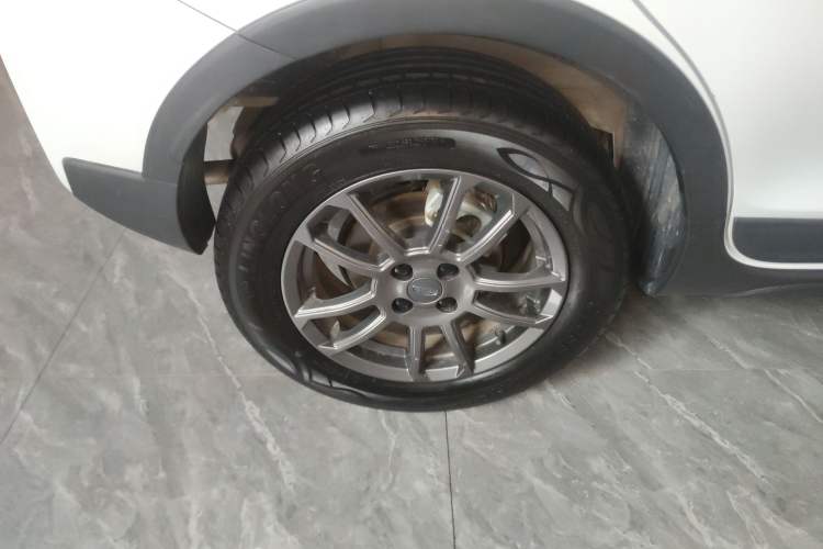 Used Geely Auto Vision X3 2021 PRO 1.5L CVT Deluxe Model Right Rear Wheel Hub