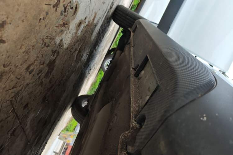 Used Geely Auto Vision X3 2021 PRO 1.5L Manual Elite Model Right Side Sill