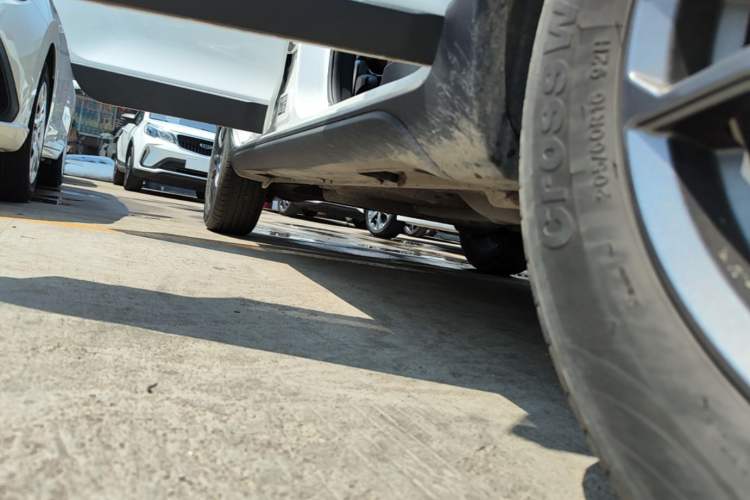 Used Geely Auto Vision X3 2021 PRO 1.5L CVT Deluxe Model Right Side Sill