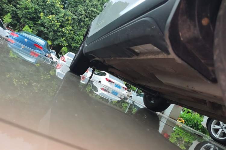 Used Geely Auto Vision X3 2021 PRO 1.5L Manual Elite Model Right Side Sill
