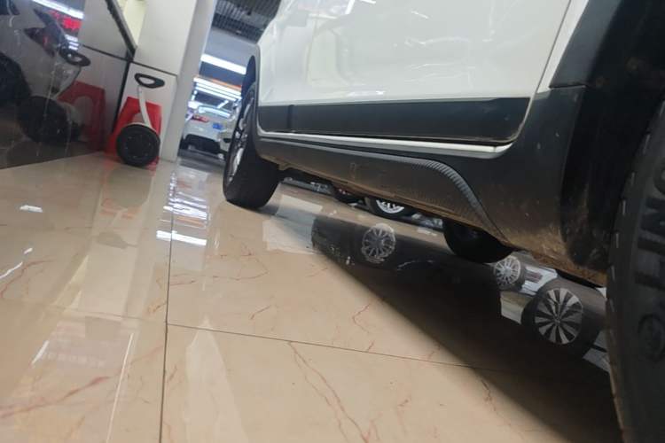 Used Geely Auto Vision X3 2021 PRO 1.5L CVT Deluxe Model Right Side Sill