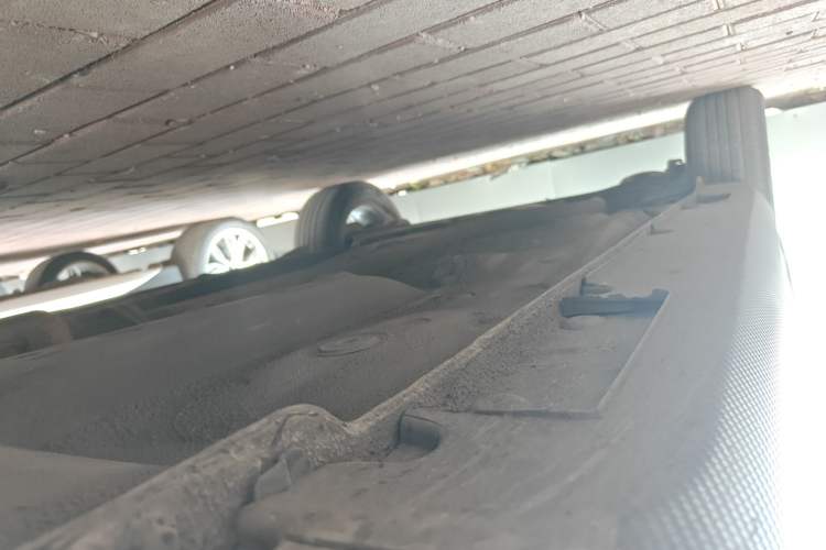 Used Geely Auto Vision X3 2021 PRO 1.5L CVT Deluxe Model Right Side Sill