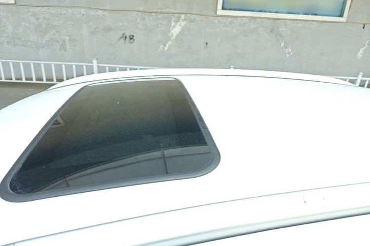 Used Geely Auto Vision X3 2021 PRO 1.5L CVT Deluxe Model Roof
