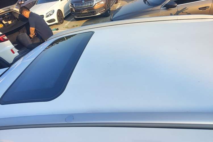 Used Geely Auto Vision X3 2021 PRO 1.5L CVT Deluxe Model Roof