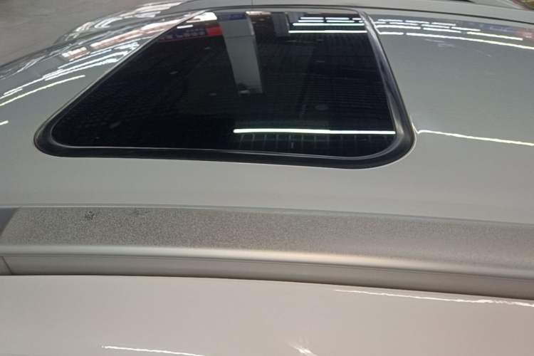 Used Geely Auto Vision X3 2021 PRO 1.5L CVT Deluxe Model Roof