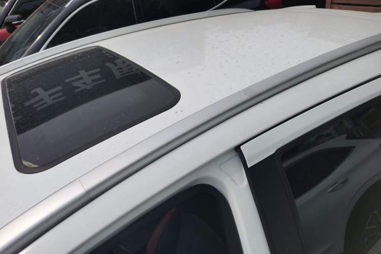 Used Geely Auto Vision X3 2021 PRO 1.5L CVT Deluxe Model Roof