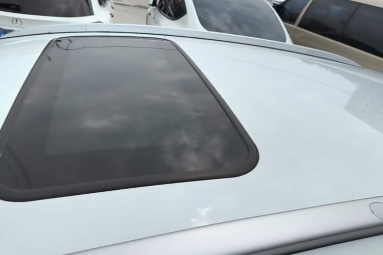 Used Geely Auto Vision X3 2021 PRO 1.5L CVT Deluxe Model Roof