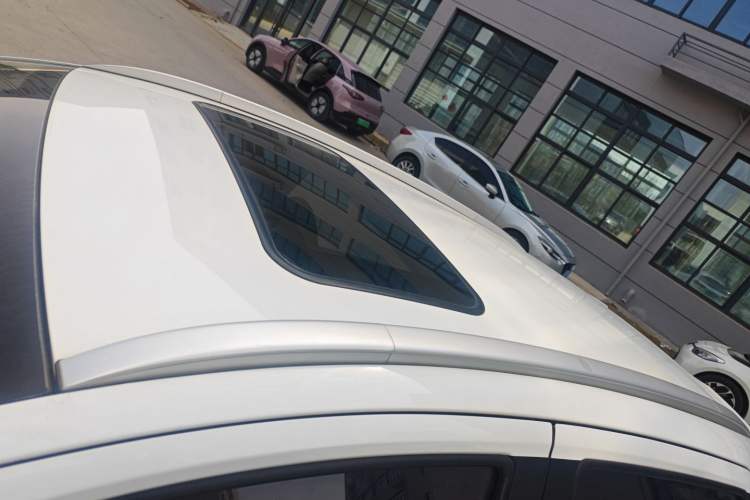 Used Geely Auto Vision X3 2021 PRO 1.5L CVT Deluxe Model Roof