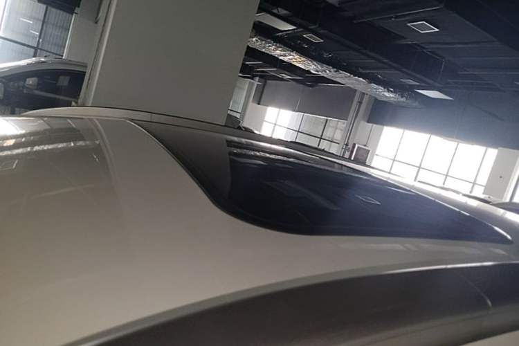 Used Geely Auto Vision X3 2021 PRO 1.5L CVT Deluxe Model Roof