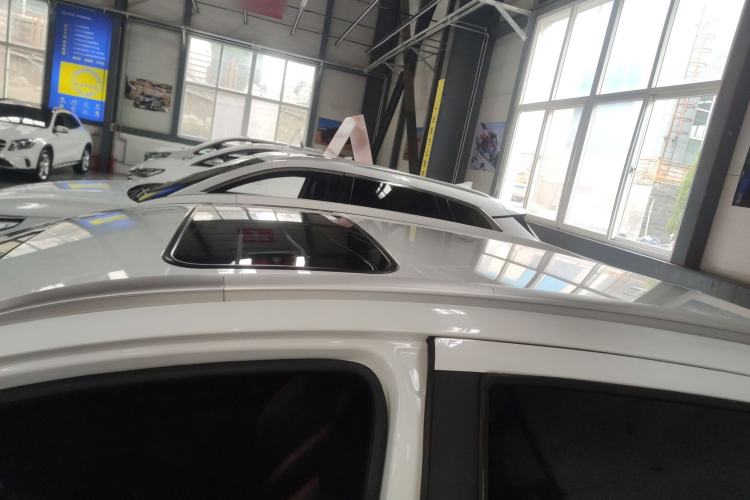 Used Geely Auto Vision X3 2021 PRO 1.5L CVT Deluxe Model Roof