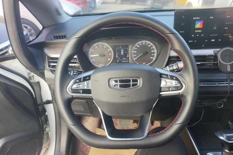 Used Geely Auto Vision X3 2021 PRO 1.5L CVT Deluxe Model Steering Wheel
