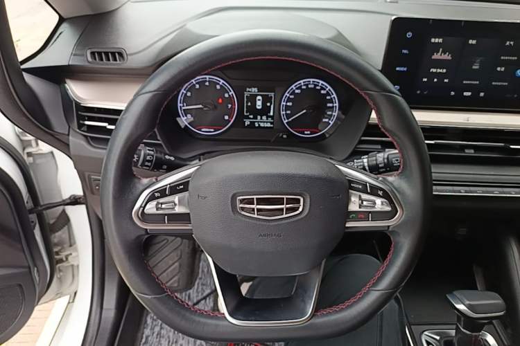 Used Geely Auto Vision X3 2021 PRO 1.5L CVT Deluxe Model Steering Wheel