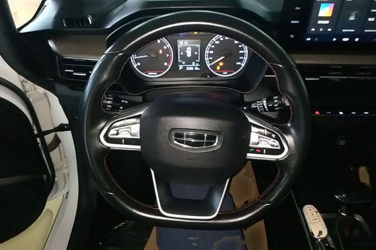 Used Geely Auto Vision X3 2021 PRO 1.5L CVT Deluxe Model Steering Wheel