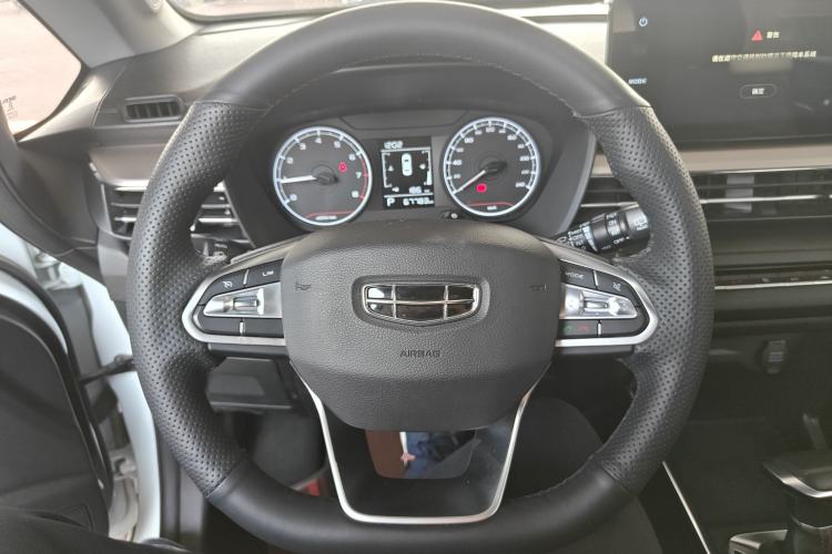 Used Geely Auto Vision X3 2021 PRO 1.5L CVT Deluxe Model Steering Wheel