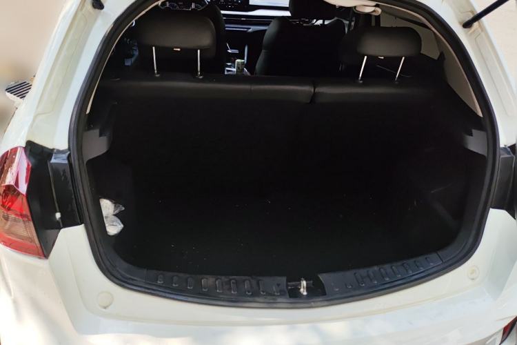 Used Geely Auto Vision X3 2021 PRO 1.5L CVT Deluxe Model Trunk