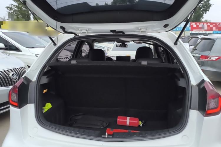 Used Geely Auto Vision X3 2021 PRO 1.5L CVT Deluxe Model Trunk