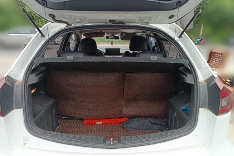 Used Geely Auto Vision X3 2021 PRO 1.5L CVT Deluxe Model Trunk