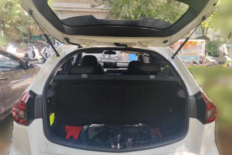 Used Geely Auto Vision X3 2021 PRO 1.5L CVT Deluxe Model Trunk