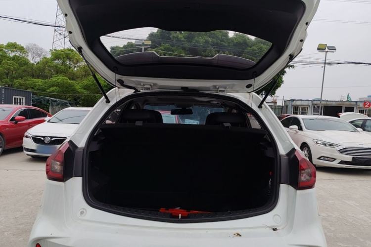 Used Geely Auto Vision X3 2021 PRO 1.5L CVT Deluxe Model Trunk