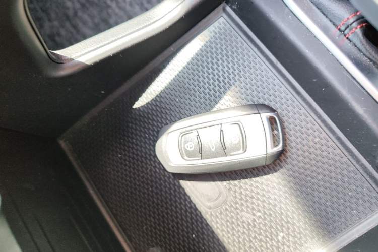 Used Geely Auto Vision X3 2021 PRO 1.5L CVT Deluxe Model Vehicle Key