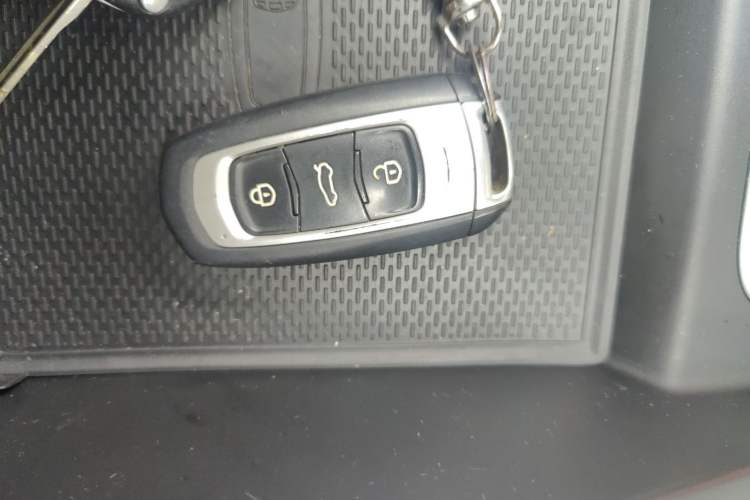 Used Geely Auto Vision X3 2021 PRO 1.5L CVT Deluxe Model Vehicle Key