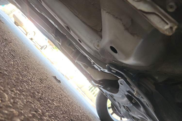 Used Geely Auto Vision X3 2021 PRO 1.5L Manual Elite Model Chassis Front Right