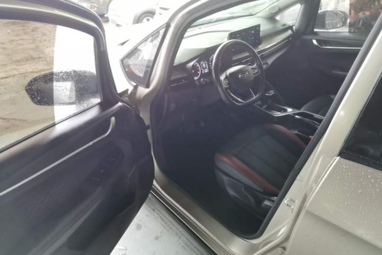 Used Geely Auto Vision X3 2021 PRO 1.5L CVT Deluxe Model Driver Seat